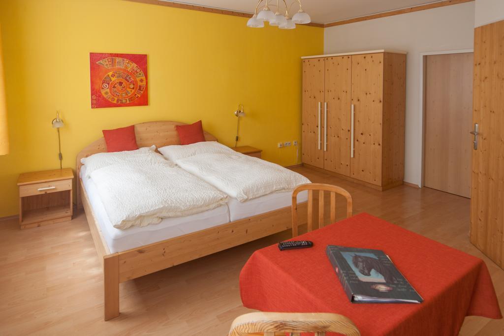 Pension & Reitstall Inghofer Heidenreichstein Bagian luar foto