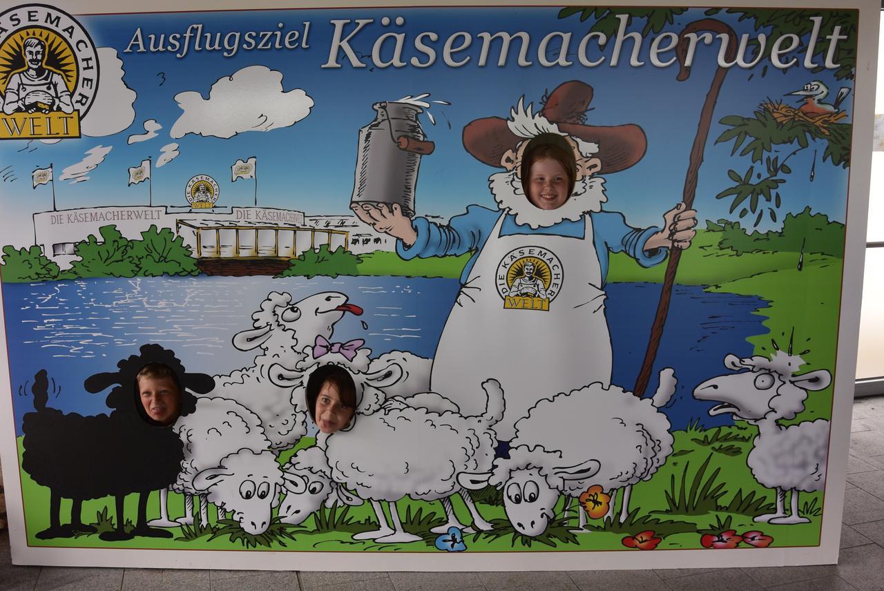 Pension & Reitstall Inghofer Heidenreichstein Bagian luar foto